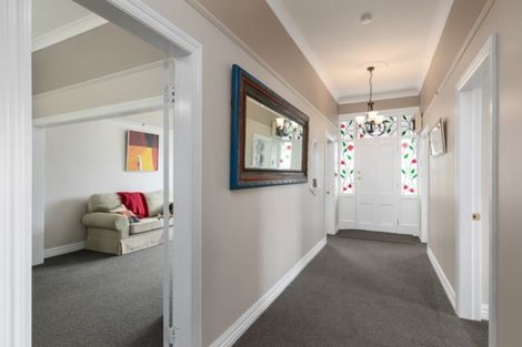 Photo of property in 37 Drummond Street, Mount Cook, Wellington, 6021