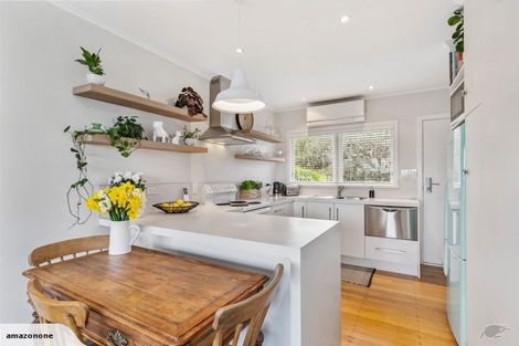 Photo of property in 2/52 Church Street, Northcote Point, Auckland, 0627