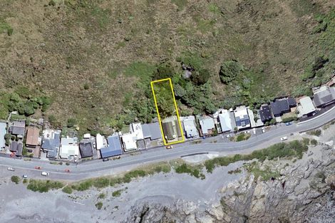 Photo of property in 158 Owhiro Bay Parade, Owhiro Bay, Wellington, 6023