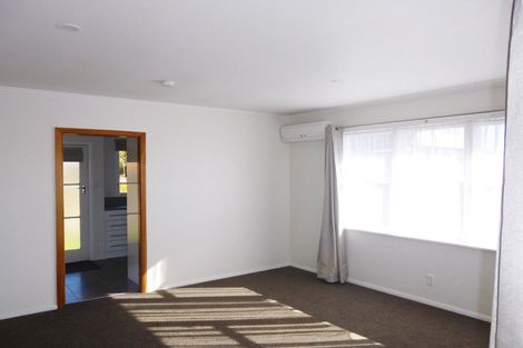 Photo of property in 1/28 Storey Avenue, Forest Lake, Hamilton, 3200