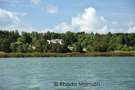 Photo of property in 257 Metcalfe Road, Matakohe, 0593