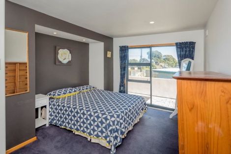 Photo of property in 47 Te Moana Road, Waikanae Beach, Waikanae, 5036