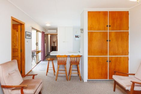 Photo of property in 1 Jenks Street, Foxton, 4814