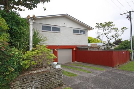 Photo of property in 8 Koromiko Street, Inglewood, 4330