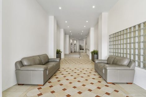 Photo of property in Stadium Garden Flats, 311/107 Thorndon Quay, Pipitea, Wellington, 6011