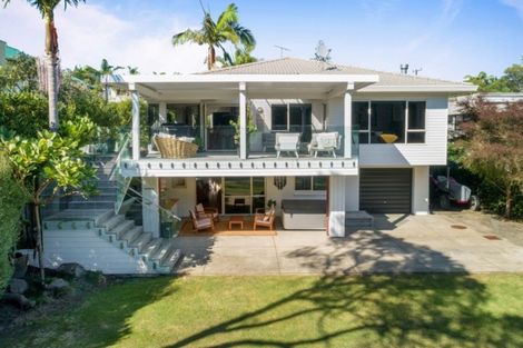 Photo of property in 9 Sandown Road, Rothesay Bay, Auckland, 0630