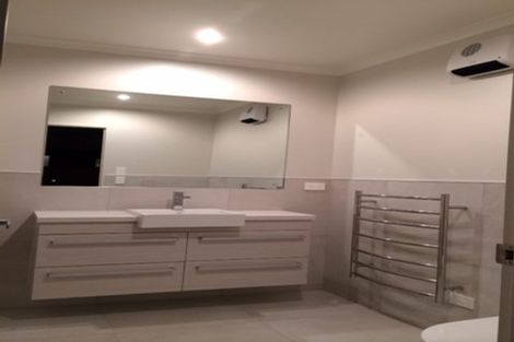 Photo of property in 1 Louis Braille Lane, Flat Bush, Auckland, 2019