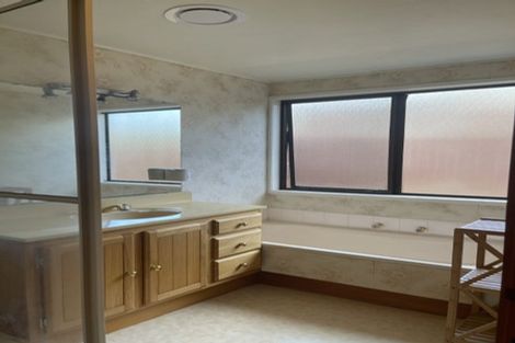 Photo of property in 69 Oliver Road, Eastern Beach, Auckland, 2012