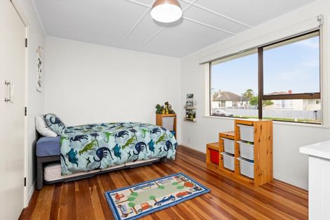 Photo of property in 3 Dockery Avenue, Onekawa, Napier, 4110