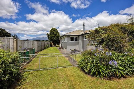 Photo of property in 6 Hurworth Road, Hurworth, New Plymouth, 4371