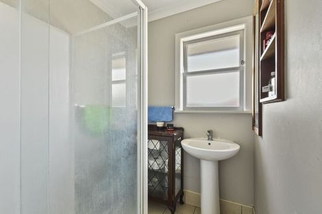 Photo of property in 42 Mcannalley Street, Manurewa East, Auckland, 2102