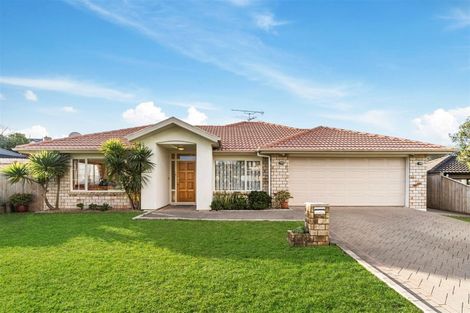 Photo of property in 7 Walter Haddrell Crescent, Flat Bush, Auckland, 2016