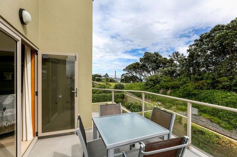 Photo of property in 3b Kawaroa Close, New Plymouth, 4310