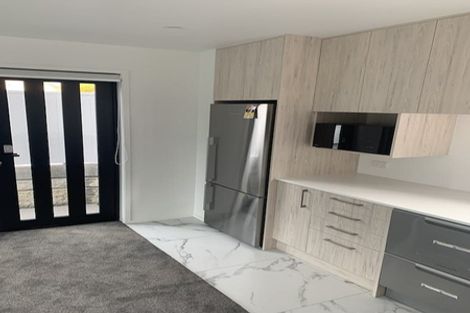 Photo of property in 1/2 Jadewynn Drive, Massey, Auckland, 0614