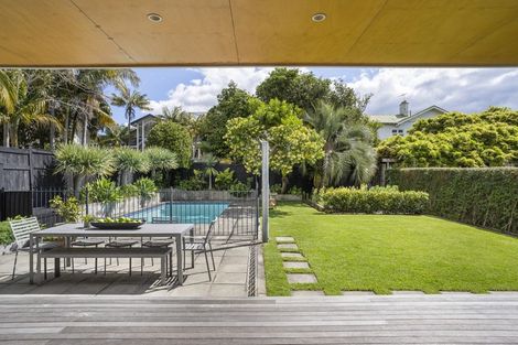 Photo of property in 50 Hamilton Road, Herne Bay, Auckland, 1011