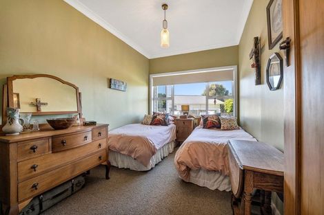 Photo of property in 16 Glen Almond Street, New Plymouth, 4310