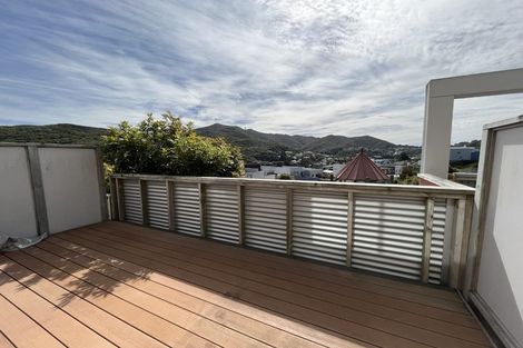 Photo of property in 21 Saddleback Grove, Karori, Wellington, 6012