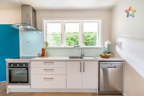 Photo of property in 46 Leighton Avenue, Waiwhetu, Lower Hutt, 5010