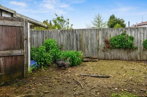 Photo of property in 24 Martin Street, Utuhina, Rotorua, 3015