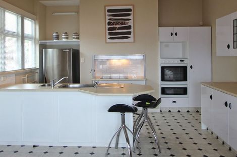 Photo of property in 51 Arun Street, South Hill, Oamaru, 9400