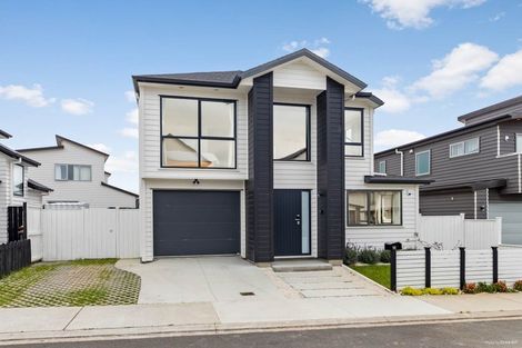 Photo of property in 16 Kearns Drive, Hobsonville, Auckland, 0616