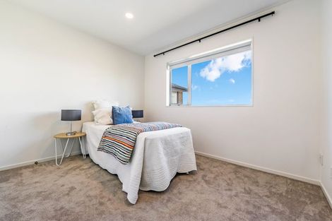 Photo of property in 11 Andara Close, Pinehill, Auckland, 0632