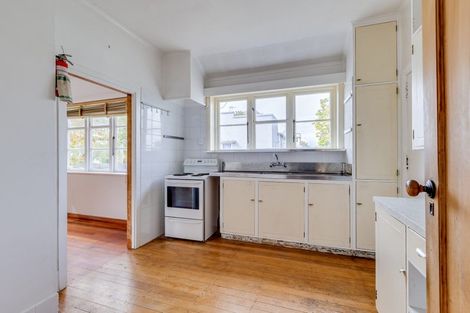 Photo of property in 18 Masters Crescent, Masterton, 5810