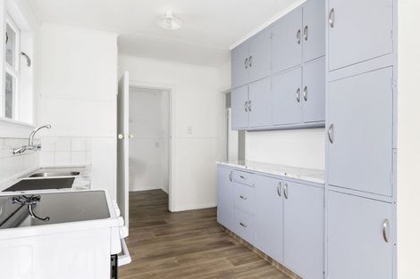 Photo of property in 2 Butler Place, Fairfield, Hamilton, 3214