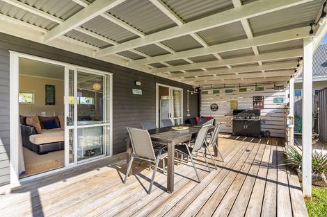 Photo of property in 217 Port Road, Whangamata, 3620