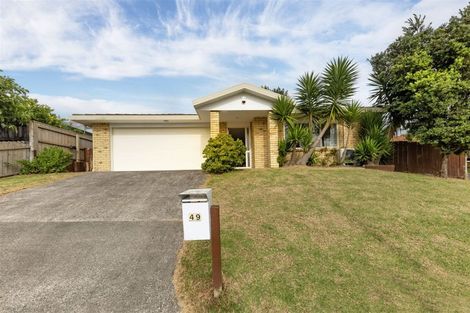 Photo of property in 49 Castlefinn Drive, Weymouth, Auckland, 2103