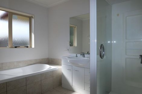 Photo of property in 9 Cabernet Close, Paraparaumu, 5032