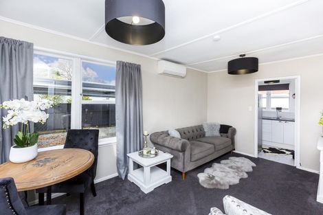 Photo of property in 2/504 Fergusson Drive, Trentham, Upper Hutt, 5018