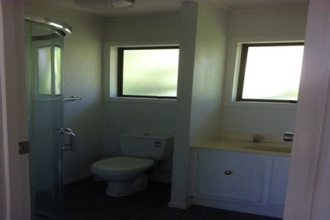 Photo of property in 1/181 Chivalry Road, Glenfield, Auckland, 0629