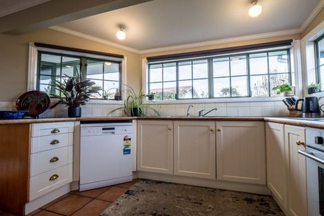 Photo of property in 27 Raratuna Street, Turua, 3574