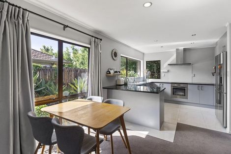 Photo of property in 2/17 Seneca Court, Golflands, Auckland, 2013