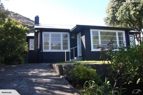 Photo of property in 13 Ames Street, Paekakariki, 5034