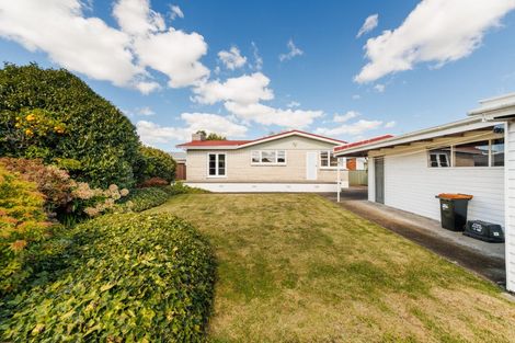 Photo of property in 4 Edwards Place, Terrace End, Palmerston North, 4410
