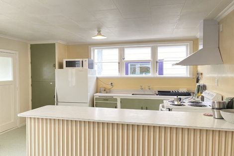 Photo of property in 6 Yule Street, Kilbirnie, Wellington, 6022