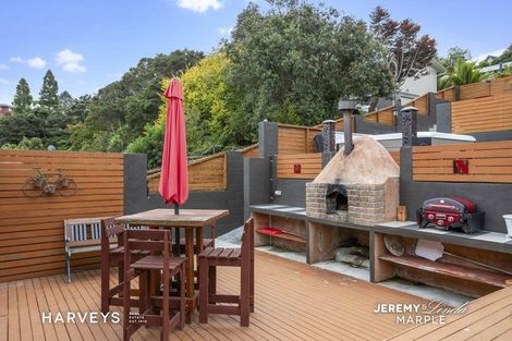 Photo of property in 21 Scotstoun Place, Glen Eden, Auckland, 0602