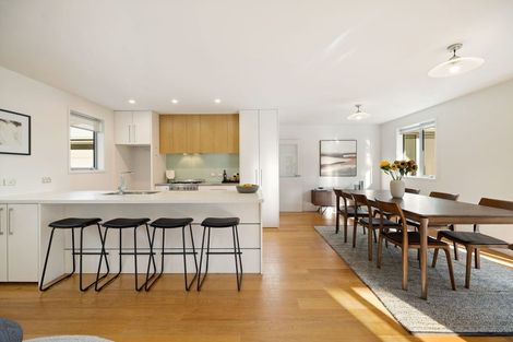 Photo of property in 42 Sylvan Street, Lake Hayes, Queenstown, 9304