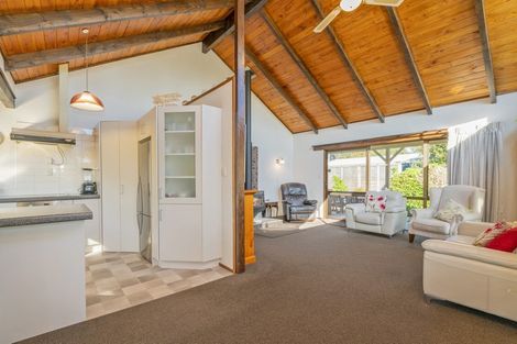 Photo of property in 72 Catherine Crescent, Whitianga, 3510