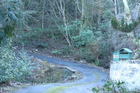 Photo of property in 16 Hinau Street, Ravensbourne, Dunedin, 9022