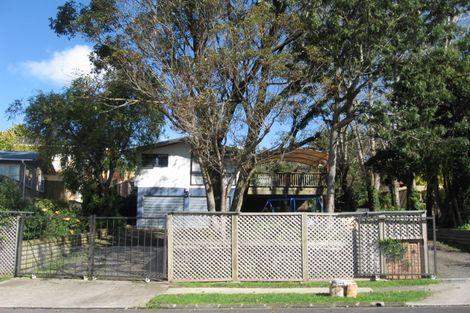 Photo of property in 19 Okareka Place, Pakuranga Heights, Auckland, 2010