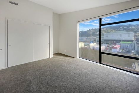Photo of property in 3/149 Onepu Road, Lyall Bay, Wellington, 6022