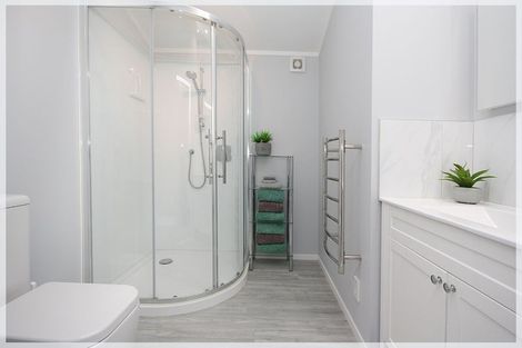 Photo of property in 9 Rosvall Place, Foxton Beach, Foxton, 4815