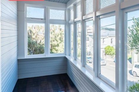 Photo of property in 6 Newman Terrace, Thorndon, Wellington, 6011