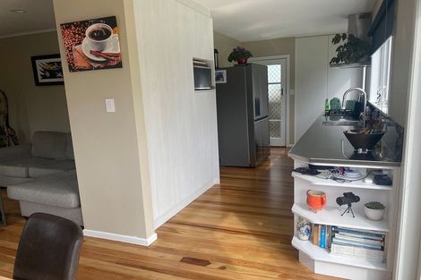 Photo of property in 1/35 Kaipatiki Road, Glenfield, Auckland, 0629