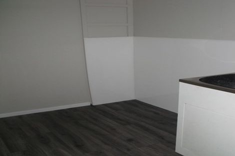 Photo of property in 21 Flanders Avenue, Onekawa, Napier, 4110