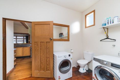 Photo of property in 161 Featherston Street, Takaro, Palmerston North, 4410