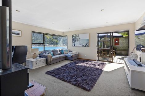 Photo of property in 26 Owhiro Bay Parade, Owhiro Bay, Wellington, 6023